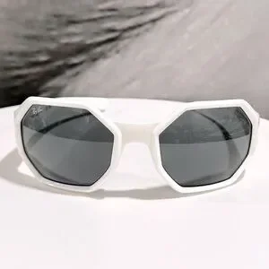 ?RAY-BAN? RB4337 Wrap Sunglasses Ray-Ban Rb4337 Sunglasses - Accessories main image 4